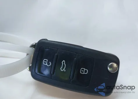 2014 Volkswagen Beetle 2.0L Tdi from USA, damaged, VIN 3VWJL7AT1EM617082